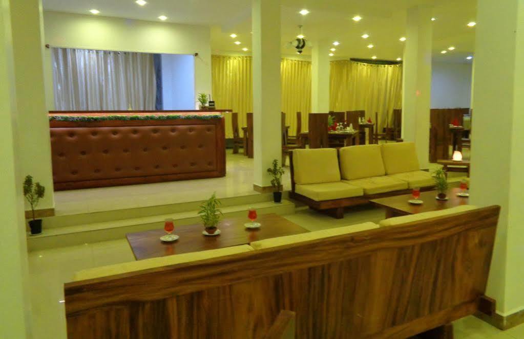 The Queensburry City Hotel Νουβάρα Ελίγια Εξωτερικό φωτογραφία
